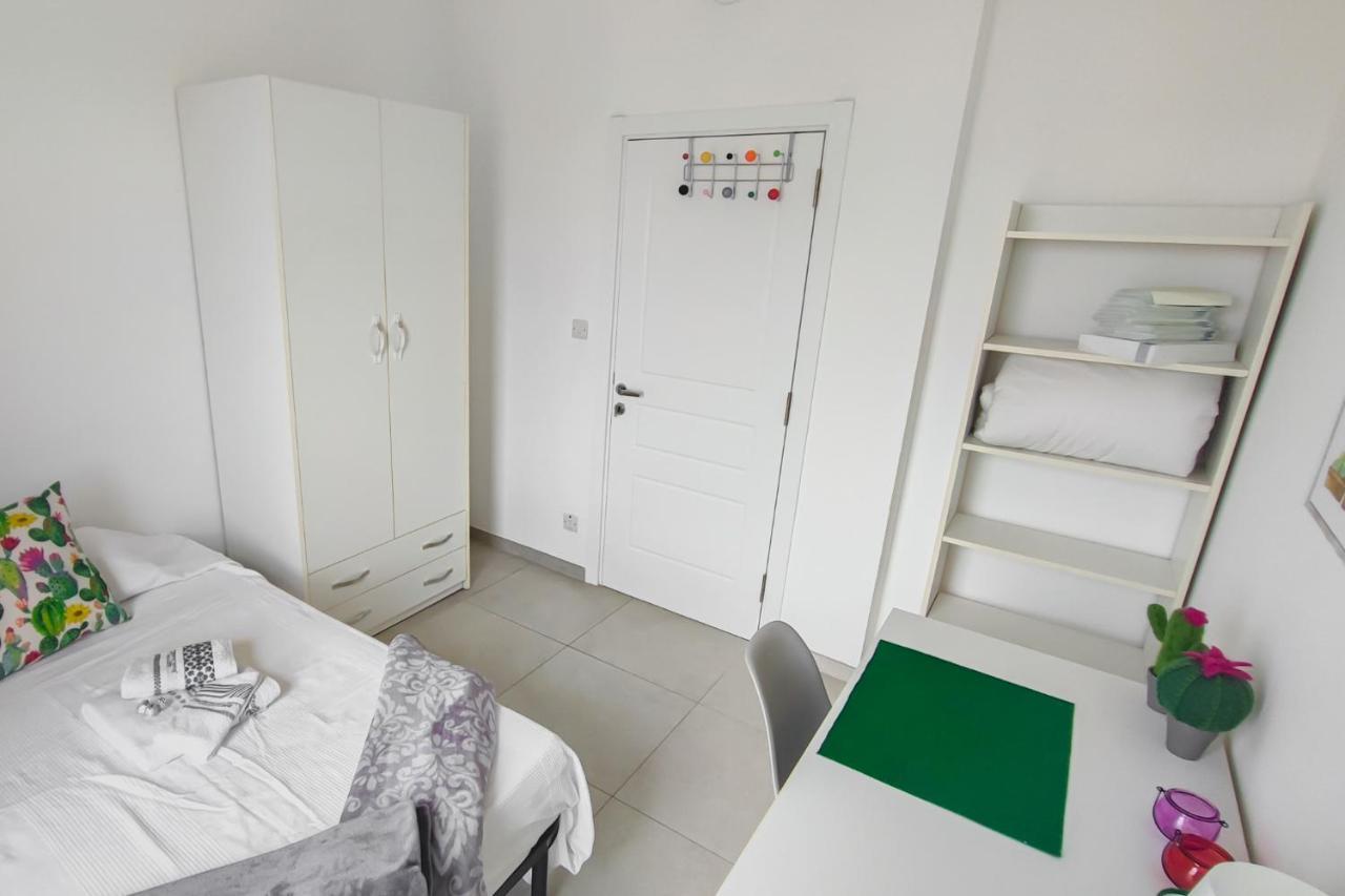 Sliema, Villa Savoia Luxury Apartment For 5 Guests Gzira Exteriör bild