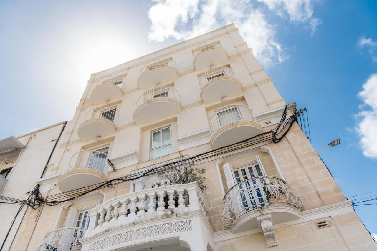 Sliema, Villa Savoia Luxury Apartment For 5 Guests Gzira Exteriör bild