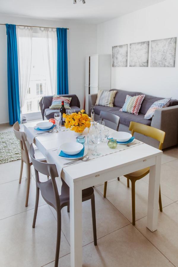 Sliema, Villa Savoia Luxury Apartment For 5 Guests Gzira Exteriör bild
