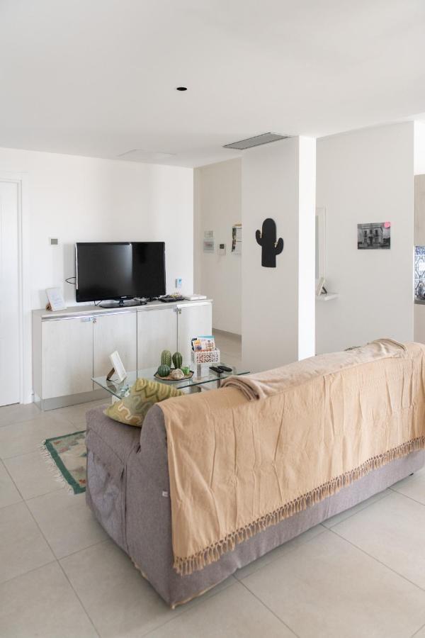 Sliema, Villa Savoia Luxury Apartment For 5 Guests Gzira Exteriör bild